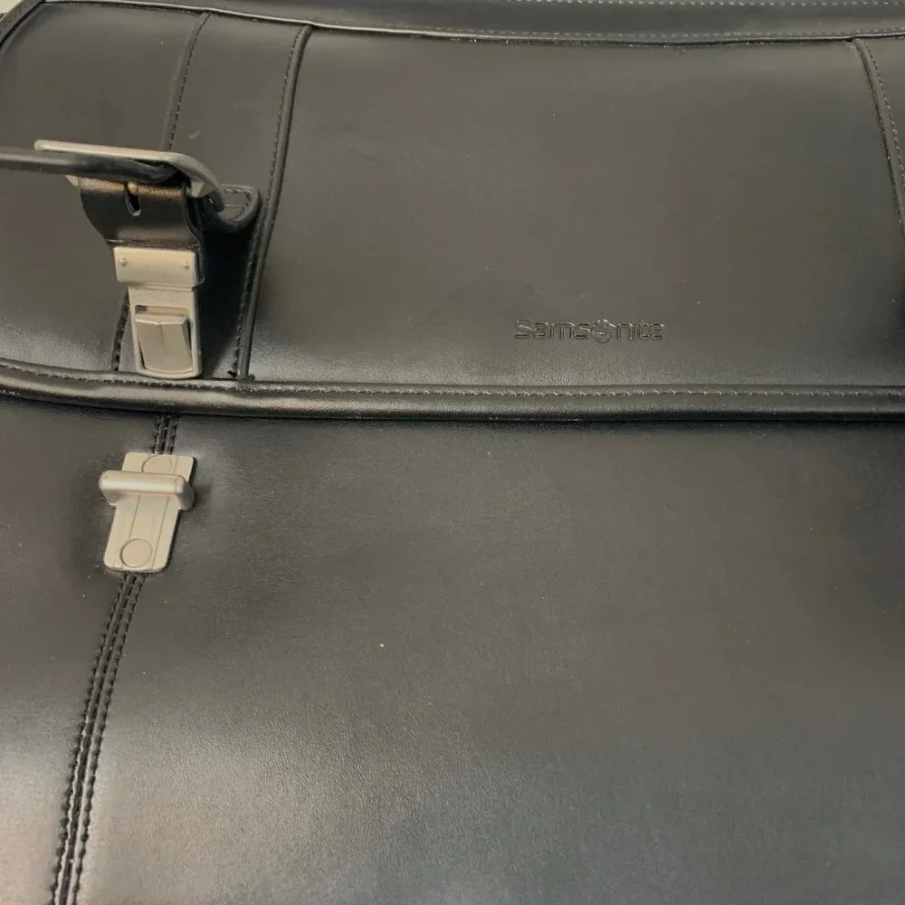 Samsonite Black Leather Portfolio Briefcase